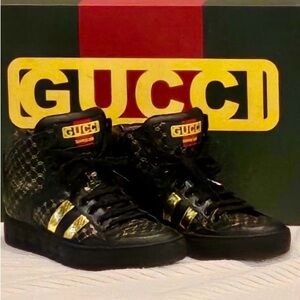 Gucci Black and Gold Women sneakers
